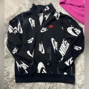 Nike quarter zip women’s size L